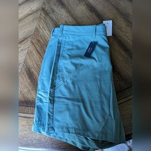 J. Crew Tech Short Green 35 waist 7" inseam